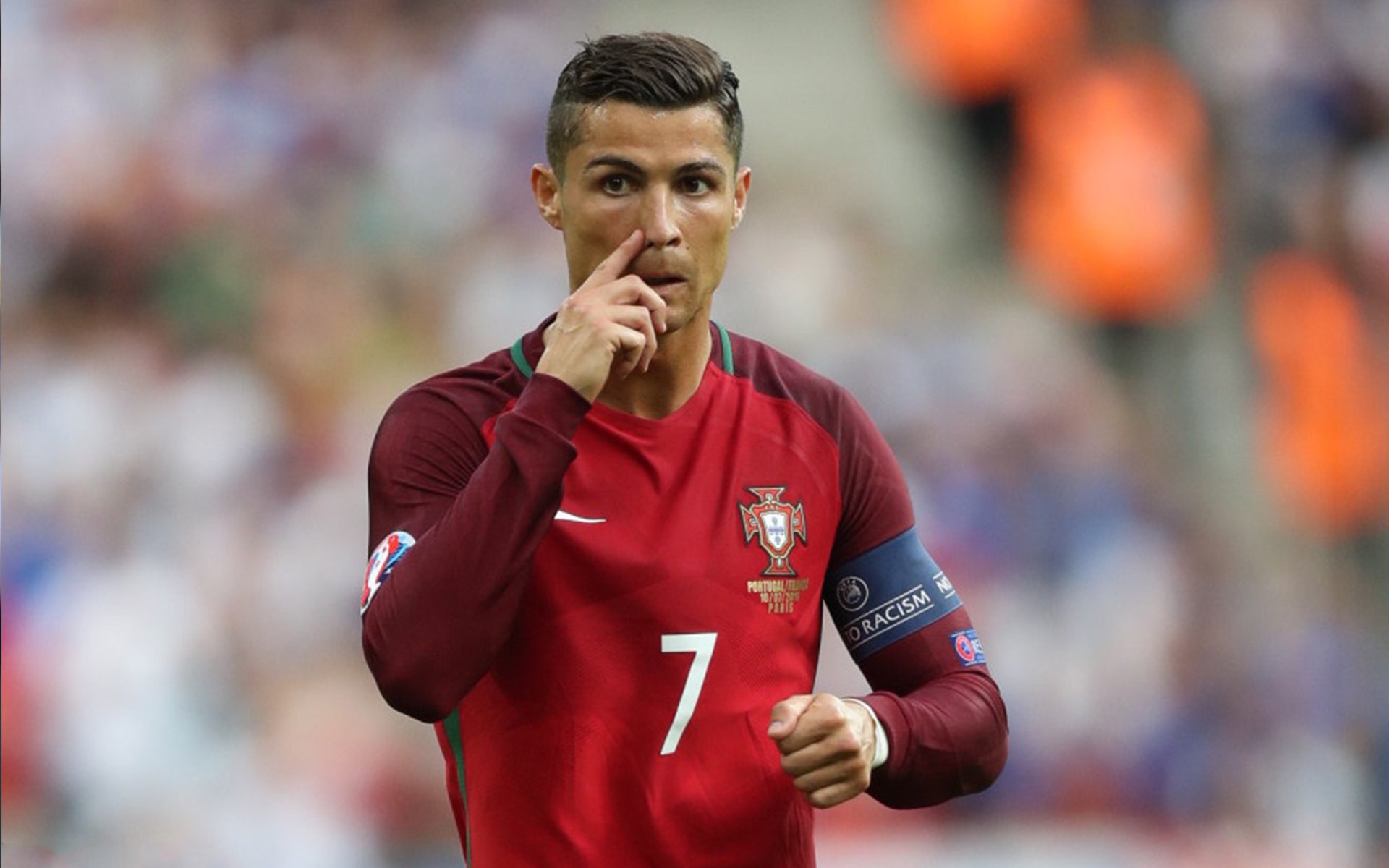 橙色风暴下的铁壁，坎特完美演绎中场艺术，荷兰力克伊朗展现战术唯一性